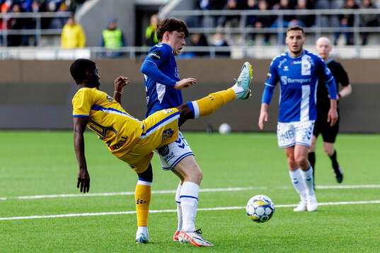 IFK Göteborgs Abundance Salaou och Sarpsborg 08s Anders