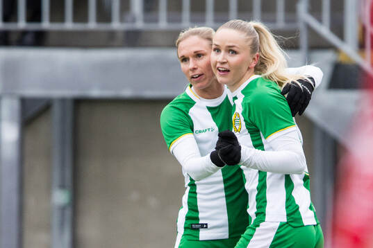 Hammarbys Jonna Andersson och Anna Jøsendal jublar
