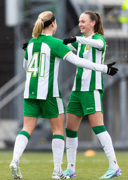 Hammarbys Julie Blakstad och Vilde Hasund jublar