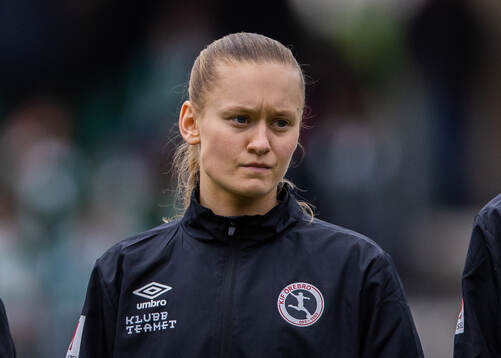 Örebros Nora Harnes Håheim innan fotbollsmatchen i Svenska Cupen mellan Hammarby och Örebro den 24 mars 2024 i Stockholm. 