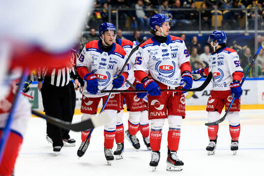 Oskarshamns Nick Olesen jublar