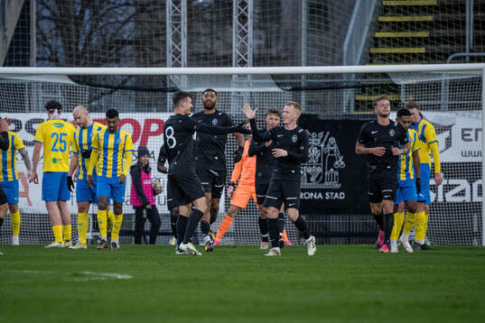 Landskrona BOISs Robin Dzabic jublar