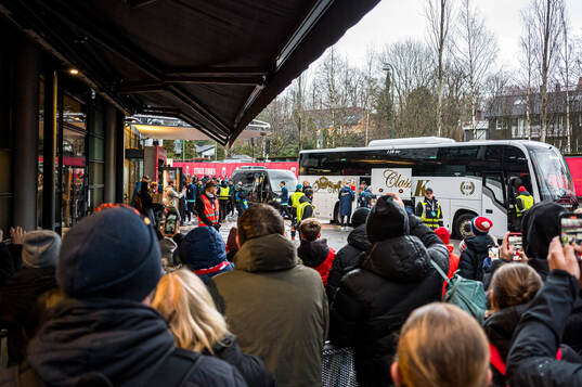 Players of Norway arrives ahead of the international friendly football match between Norway and Slovakia on March 26, 2024 in Oslo. 