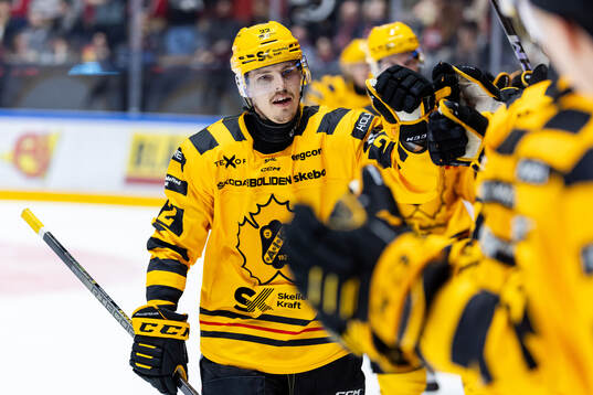 Skellefteås Jonathan Johnson jublar