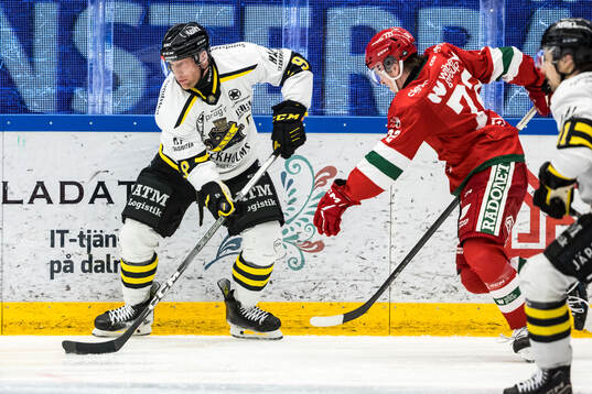 AIKs Richard Gynge och Moras Arvid Eljas