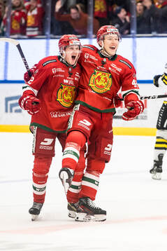 Moras Kalle Kratz jublar