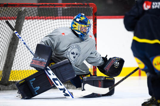 Goaltender Ida Boman of Sweden