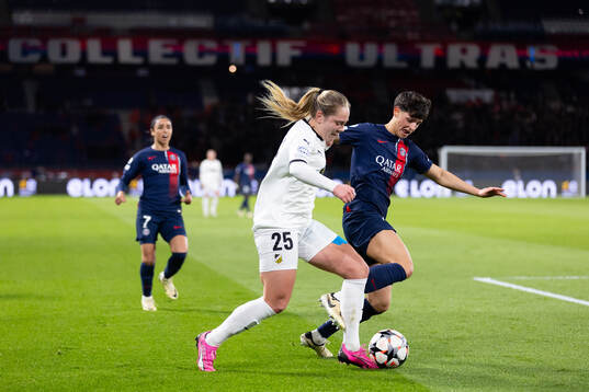 Elisa De Almeida of Paris Saint Germain and Alice