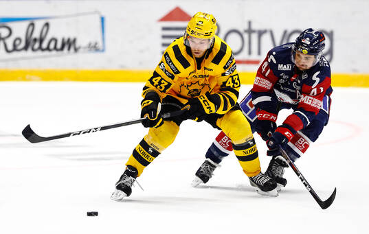 Skellefteås Filip Sandberg och Linköpings Broc Little