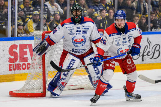 Oskarshamns målvakt Tomas Rydén och Lukas Pilö