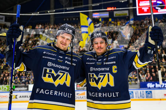 HV71s  Simon Önerud och Andre Petersson jublar
