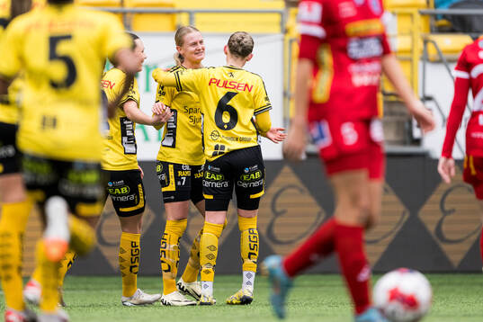 Elfsborgs Hanna Jiozon jublar efter 4-0