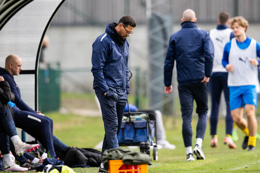 ?es+tränare Martin Pringle