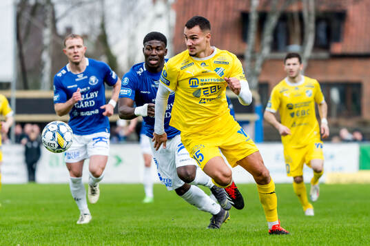IK Oddevolds Assad Al Hamlawi och Trelleborgs Abel Ogwuche