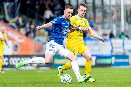 Trelleborgs Filip Bohman och IK Oddevolds Noa Bernhardtz