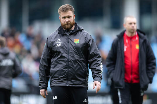 GAIS assisterande tränare Alexander Severin innan