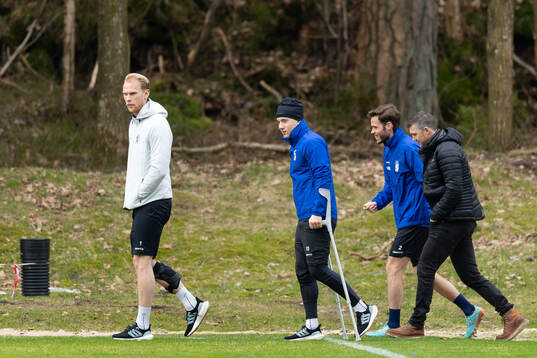 IFK Göteborgs målvakt Pontus Dahlberg, Hussein Carneil, Emil Salomonsson och lagledare Hannes Stiller 