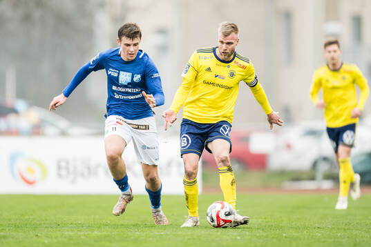 Norrby IFs Max Andersson och Ängelholms Robin Nilsson