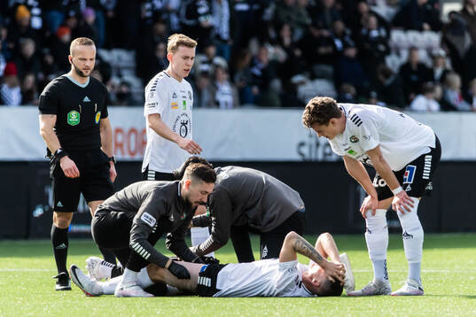 Örebros Samuel Kroon får vård