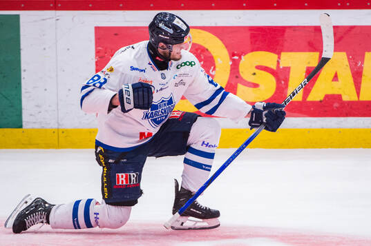 Karlskogas Jesper Kokkonen jublar