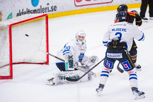 Karlskogas målvakt Victor Brattström