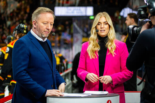 TV4 plays Fredrik Söderström och Kajsa Kalméus