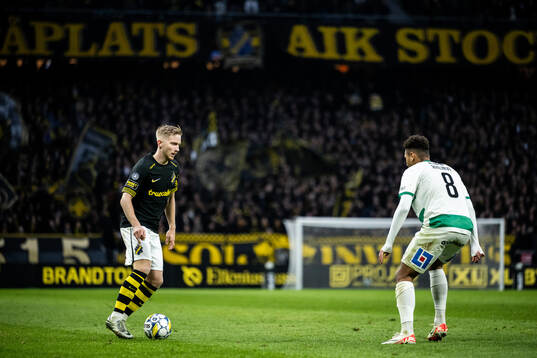 AIKs Eskil Edh och Västerås Mattéo Alrich Mawulé Ahlinvi