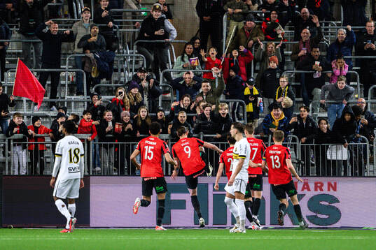 Brommapojkarnas Nikola Vasic jublar efter 2-2