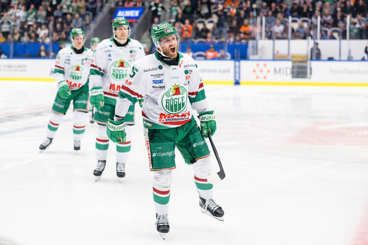 Rögles Simon Ryfors jublar