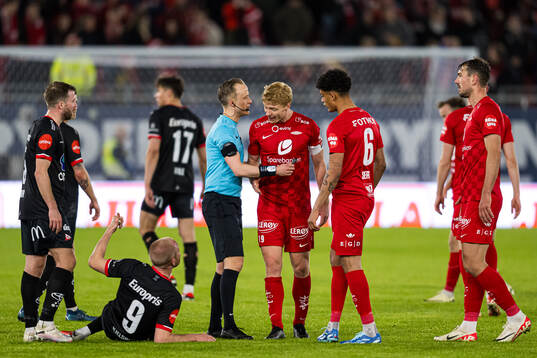 Henrik Kjelsrud Johansen of Fredrikstad, Ola Hobber Nilsen,