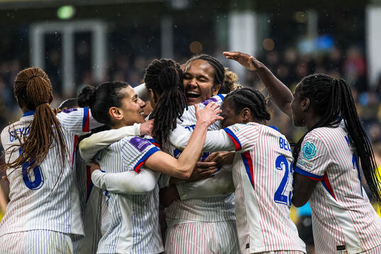 Wendie Renard of France celebrating the 0-1 goal