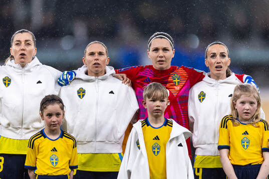 Linda Sembrant, Jonna Andersson, Jennifer Falk, and Kosovare Asllani of Sweden