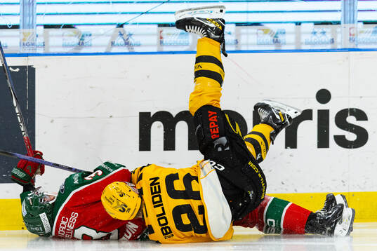 Frölundas Albin Sundin och Skellefteås Simon Robertsson