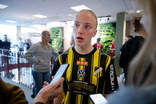 Anna Sandberg, Häcken, intervjuas