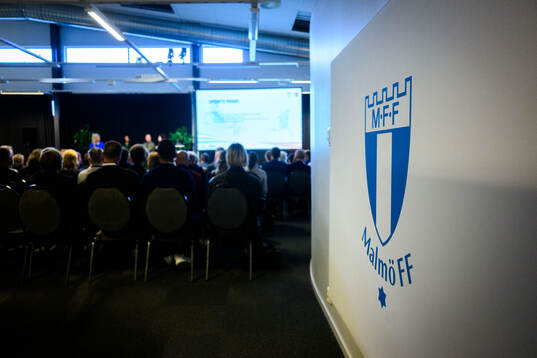 The logo of Malmö FF
