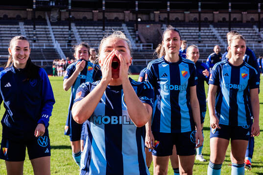 Djurgårdens Louise Hvarfner jublar
