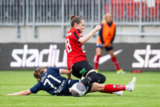 Linköpings Vilma Emilia Koivisto och Brommapojkarnas Ida Bengtsson