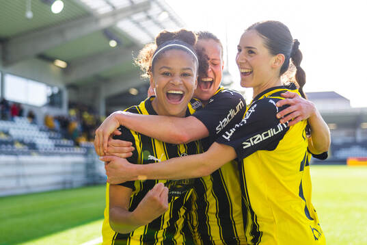 Häckens Felicia Schröder jublar efter 4-3