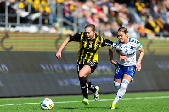 Häckens Alice Bergström och IFK Norrköpings Alexandra