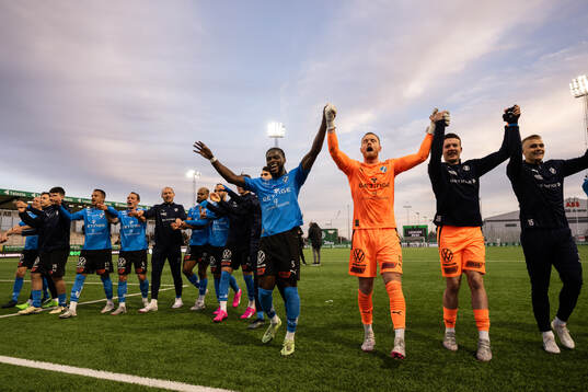Halmstads spelare jublar