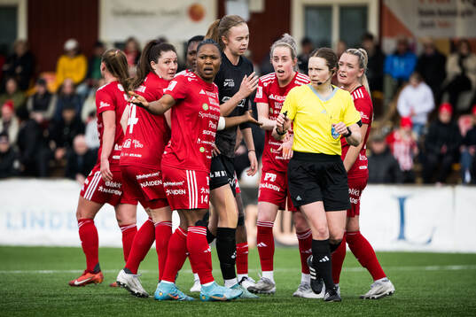 Piteås Faith Ikidi Michael och Cecilia Edlund reagerar mot