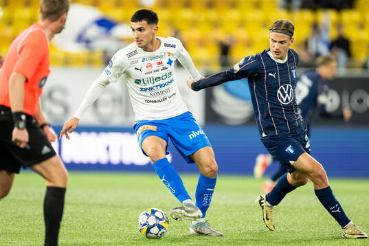 Värnamos Emin Hasic och Malmö FFs Erik Botheim