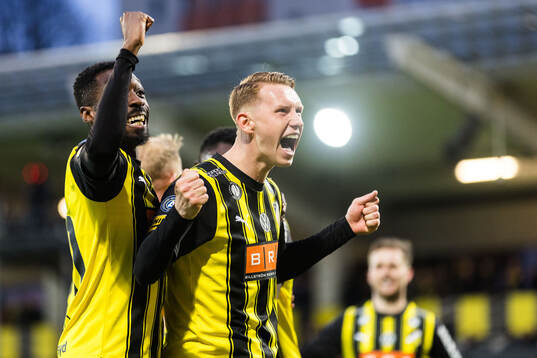 Häckens Julius Lindberg jublar efter 4-3