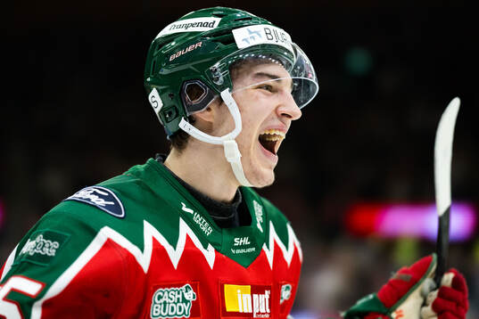 Frölundas David Edstrom jublar