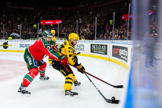 Frölundas Christian Folin och Skellefteås Filip Sandberg