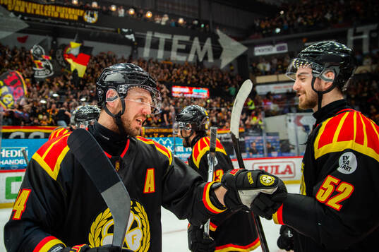 Brynäs Jacob Blomqvist jublar