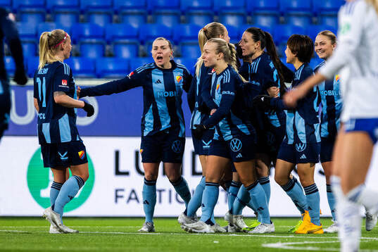 Djurgårdens spelare jublar efter 2-2