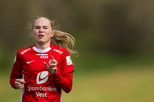 Linnea Sælen of Arna-Bjørnar