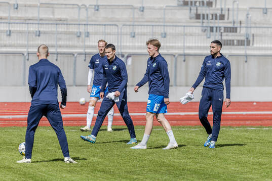 Oddevolds spelare värmer upp