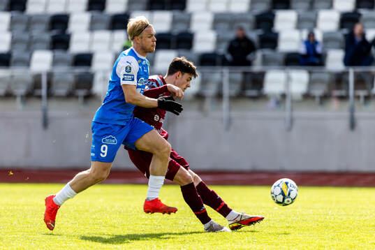 IK Oddevolds Linus Tornblad och Gefles Samuel Adrian